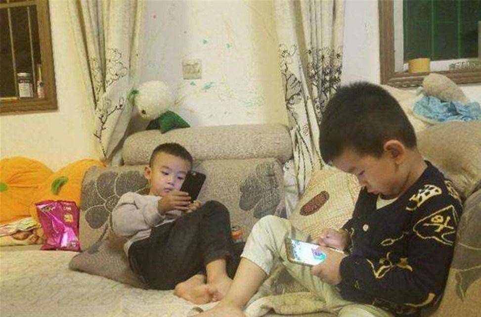 ‘BJL平台集团’
熊孩子为买游戏里的玛莎拉蒂 全部家当浪费一空 全家只剩100