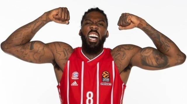 
场均14+7！昔日CBA水货外援闪耀欧冠 成为拜仁焦点球员-BJL平台集团(图1)